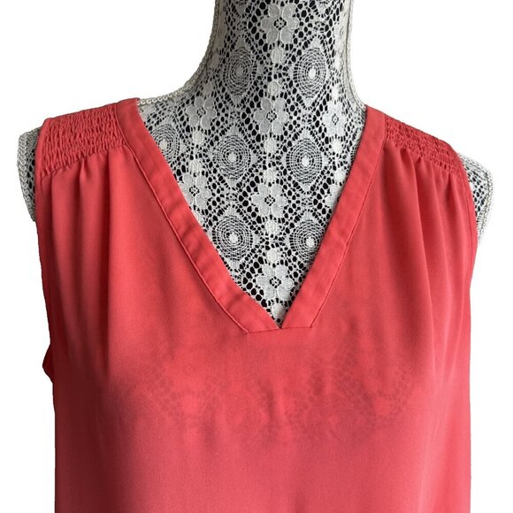 Cynthia Steffe Tank Top, sleevless Blouse, V neck, flowy, orange/ Coral - Picture 6 of 10